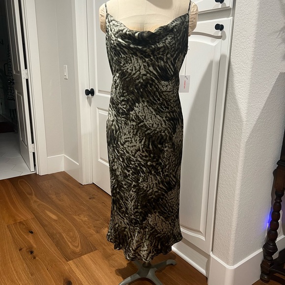 Good American Midi Jungle Print Slip Dress - Picture 2 of 7